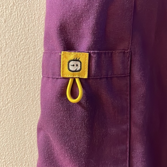 XS Purple Wonder Wink Scrub Pants - Picture 2 of 5